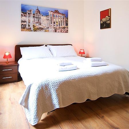 Vetrina Holidays Apartment Navona 로마 외부 사진
